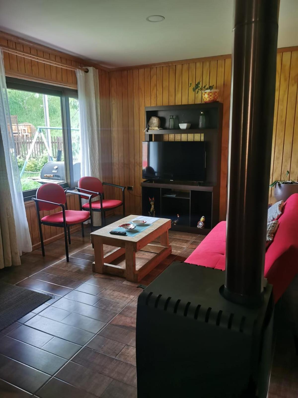 Borde Rio Coyhaique Cabana Y Tinaja Eksteriør bilde